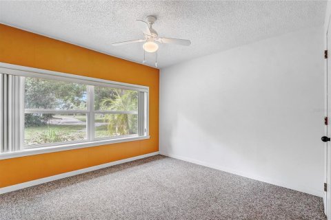 House in Lake Wales, Florida 4 bedrooms, 174.66 sq.m. № 1630689 - photo 18