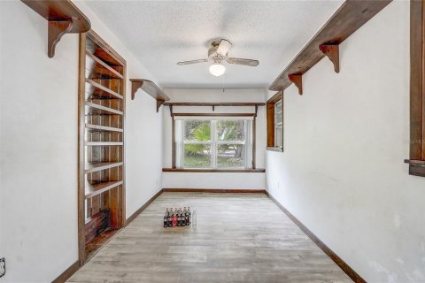 House in Lake Wales, Florida 4 bedrooms, 174.66 sq.m. № 1630689 - photo 11
