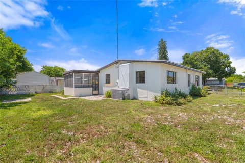 House in Melbourne, Florida 3 bedrooms, 83.61 sq.m. № 2112840 - photo 11