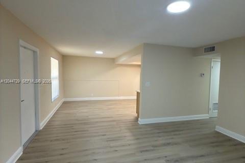 Condominio en alquiler en Coral Springs, Florida, 3 dormitorios, 791.9 m2 № 2247890 - foto 4