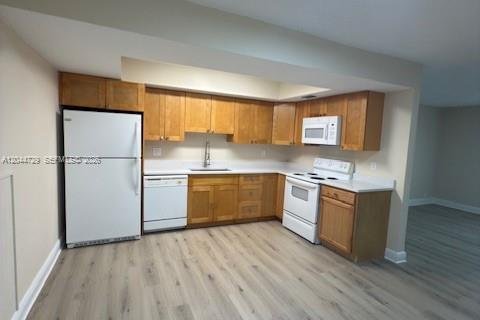 Condominio en alquiler en Coral Springs, Florida, 3 dormitorios, 791.9 m2 № 2247890 - foto 2