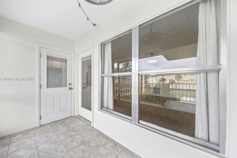 Condominio en venta en Deerfield Beach, Florida, 1 dormitorio, 74.32 m2 № 1968601 - foto 4