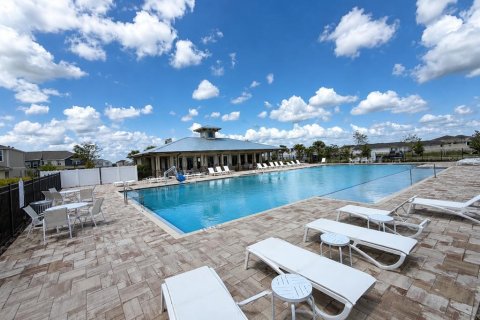 House in Kissimmee, Florida 3 bedrooms, 192.49 sq.m. № 2220590 - photo 30