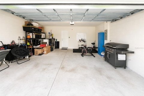House in Kissimmee, Florida 3 bedrooms, 192.49 sq.m. № 2220590 - photo 26