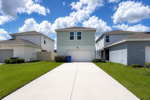 House in Kissimmee, Florida 3 bedrooms, 192.49 sq.m. № 2220590 - photo 28
