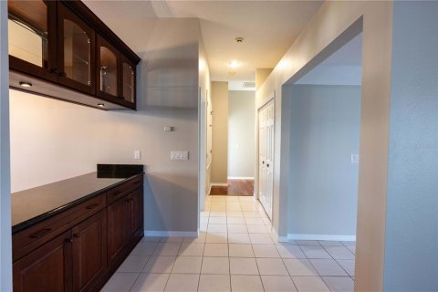 House in Tampa, Florida 4 bedrooms, 334.17 sq.m. № 1723458 - photo 15