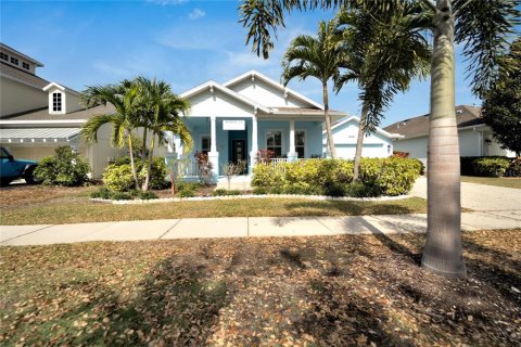 House in Apollo Beach, Florida 3 bedrooms, 170.1 sq.m. № 1591688 - photo 2