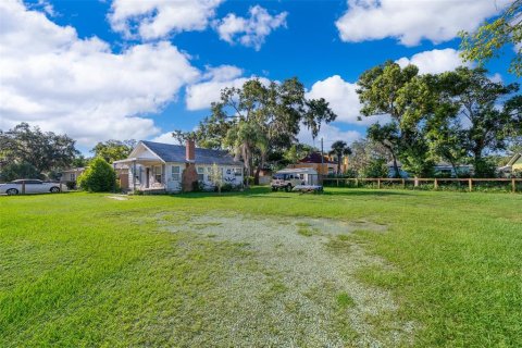 House in Eustis, Florida 2 bedrooms, 74.32 sq.m. № 1857959 - photo 8