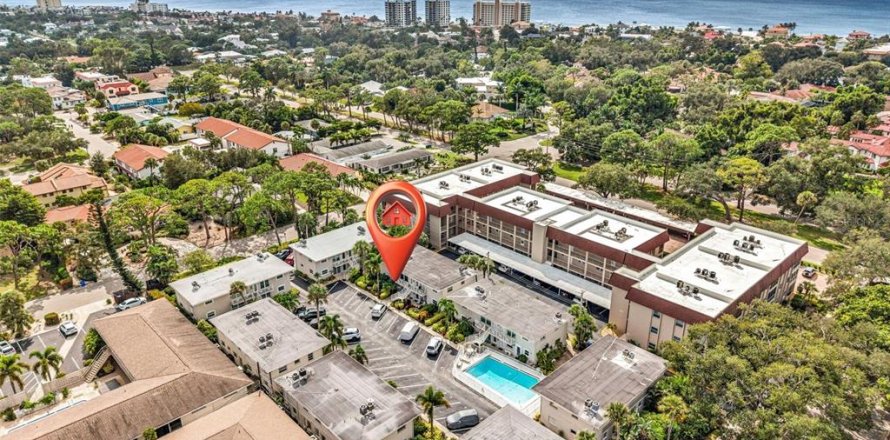 Condo in Venice, Florida, 2 bedrooms  № 2426985