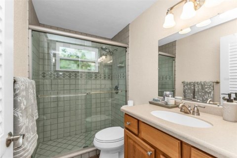 Condo in Venice, Florida, 2 bedrooms  № 2426985 - photo 24