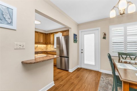 Condo in Venice, Florida, 2 bedrooms  № 2426985 - photo 12