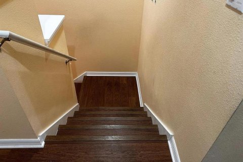 Casa en alquiler en Orlando, Florida, 5 dormitorios, 299.15 m2 № 1774737 - foto 6