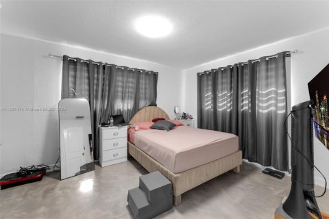 Купить виллу или дом в Майами, Флорида 3 спальни, 120.49м2, № 1950794 - фото 22