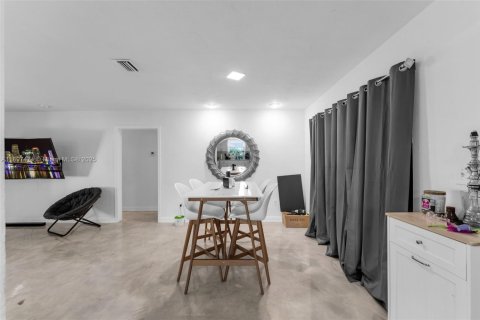 Купить виллу или дом в Майами, Флорида 3 спальни, 120.49м2, № 1950794 - фото 19