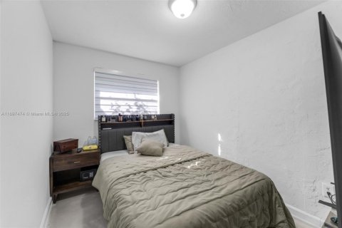 Купить виллу или дом в Майами, Флорида 3 спальни, 120.49м2, № 1950794 - фото 28