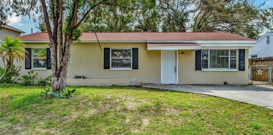 Villa ou maison à Tampa, Floride 3 chambres, 112.32 m2 № 1771156