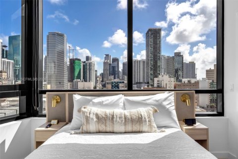 Condo in Miami, Florida, 1 bedroom  № 2240677 - photo 12