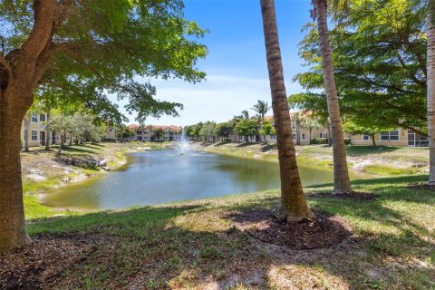 Townhouse in Osprey, Florida 2 bedrooms, 134.62 sq.m. № 2398866 - photo 24