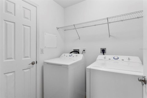 Townhouse in Osprey, Florida 2 bedrooms, 134.62 sq.m. № 2398866 - photo 15