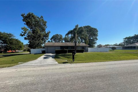 Casa en venta en Saint Lucie, Florida, 3 dormitorios, 121.89 m2 № 2302843 - foto 2