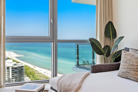 Condo in Miami Beach, Florida, 3 bedrooms  № 2022958 - photo 20
