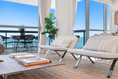 Condo in Miami Beach, Florida, 3 bedrooms  № 2022958 - photo 6