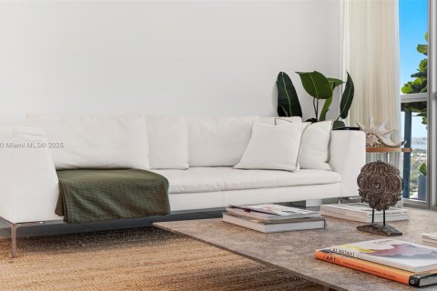 Condo in Miami Beach, Florida, 3 bedrooms  № 2022958 - photo 8