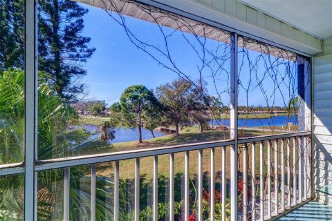 Townhouse in Largo, Florida 2 bedrooms, 104.05 sq.m. № 1541223 - photo 22
