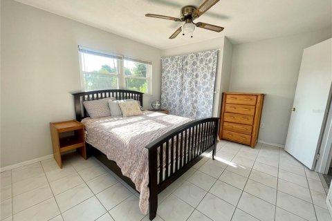 House in Port Charlotte, Florida 2 bedrooms, 105.44 sq.m. № 1744751 - photo 12