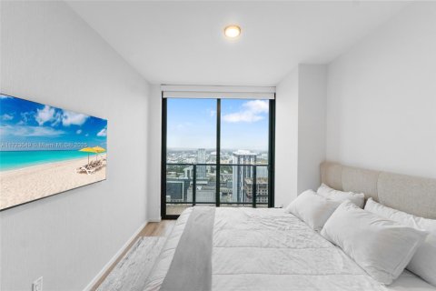 Condo in Miami, Florida, 1 bedroom  № 1748741 - photo 16