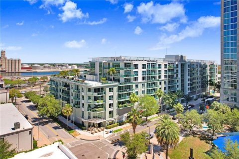 Copropriété à vendre à Tampa, Floride: 2 chambres, 114.92 m2 № 2106924 - photo 8