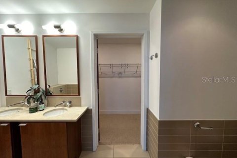 Copropriété à vendre à Tampa, Floride: 2 chambres, 114.92 m2 № 2106924 - photo 20
