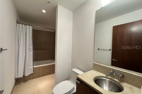 Copropriété à vendre à Tampa, Floride: 2 chambres, 114.92 m2 № 2106924 - photo 9