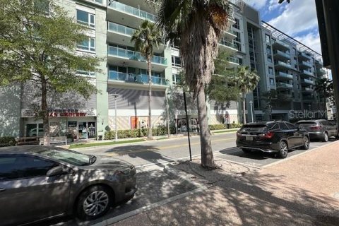 Copropriété à vendre à Tampa, Floride: 2 chambres, 114.92 m2 № 2106924 - photo 4