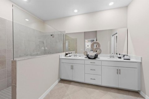 Condo in Bradenton, Florida, 3 bedrooms  № 1521524 - photo 24
