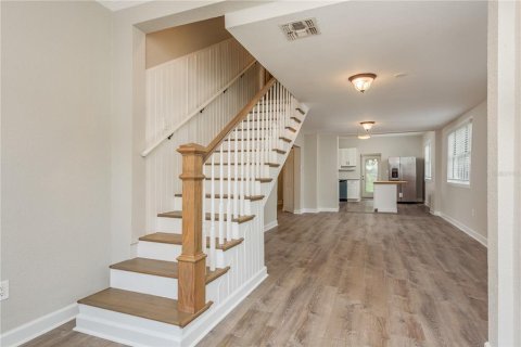 House in Tarpon Springs, Florida 4 bedrooms, 174.01 sq.m. № 1812730 - photo 3