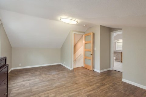 House in Tarpon Springs, Florida 4 bedrooms, 174.01 sq.m. № 1812730 - photo 17