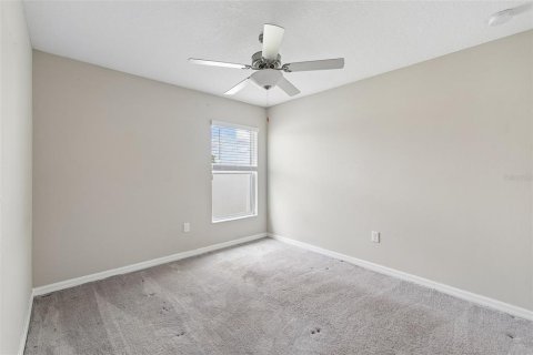 Villa ou maison à louer à Wimauma, Floride: 4 chambres, 179.77 m2 № 2419231 - photo 16