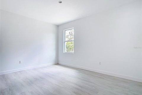 Casa en venta en Port Charlotte, Florida, 4 dormitorios, 151.99 m2 № 1745328 - foto 17