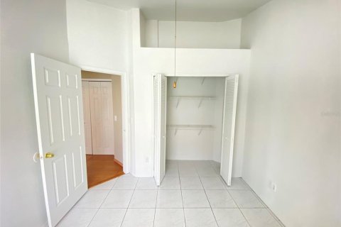 Villa ou maison à louer à Orlando, Floride: 4 chambres, 181.81 m2 № 1894525 - photo 27