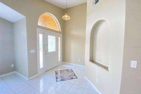 Villa ou maison à louer à Orlando, Floride: 4 chambres, 181.81 m2 № 1894525 - photo 2