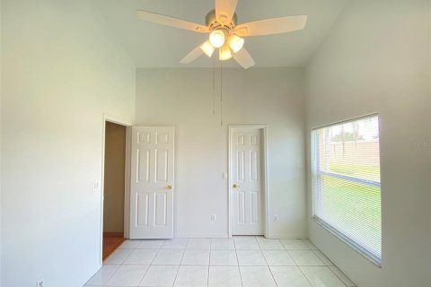Villa ou maison à louer à Orlando, Floride: 4 chambres, 181.81 m2 № 1894525 - photo 17