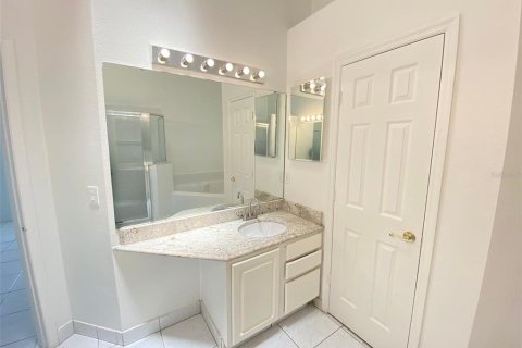 Villa ou maison à louer à Orlando, Floride: 4 chambres, 181.81 m2 № 1894525 - photo 14