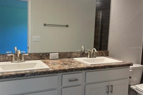 Townhouse in Inverness, Florida 3 bedrooms, 153.1 sq.m. № 2379347 - photo 10
