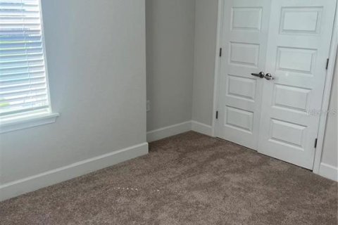 Townhouse in Inverness, Florida 3 bedrooms, 153.1 sq.m. № 2379347 - photo 5