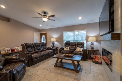 House in Summerfield, Florida 3 bedrooms, 146.04 sq.m. № 1900293 - photo 3