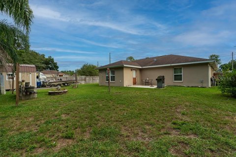 House in Summerfield, Florida 3 bedrooms, 146.04 sq.m. № 1900293 - photo 17