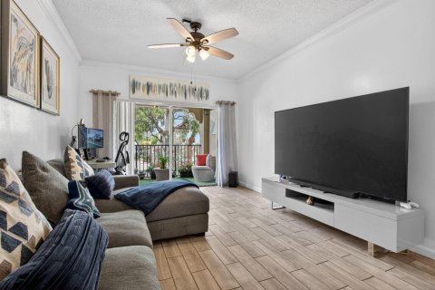 Condo in Coral Springs, Florida, 2 bedrooms  № 2086770 - photo 7