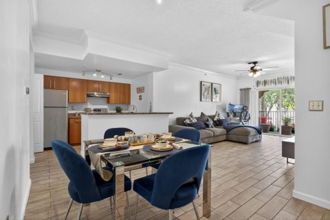 Condo in Coral Springs, Florida, 2 bedrooms  № 2086770 - photo 5