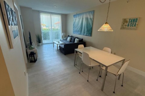 Condominio en venta en Fort Lauderdale, Florida, 1 dormitorio, 66.89 m2 № 2189687 - foto 7